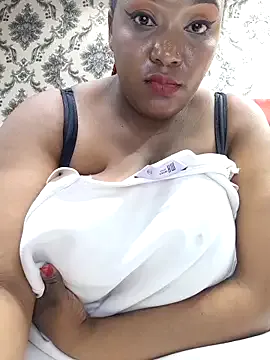 LiaWest – webcam model profile photo Image 5