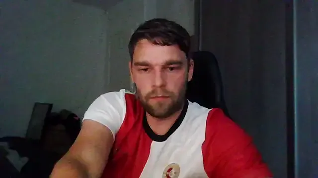 roouse – webcam model profile photo Image 6