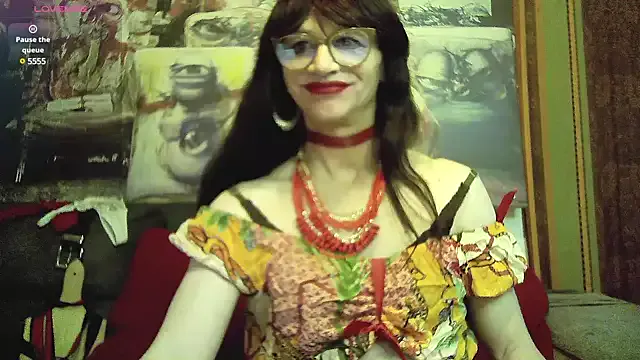 Emily_brown04 – webcam model profile photo Image 13