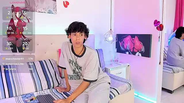 Yui-Ch – webcam model profile photo Image 13