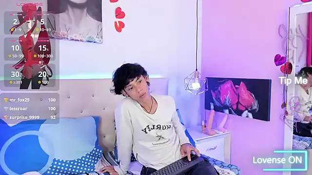 Yui-Ch – webcam model profile photo Image 15