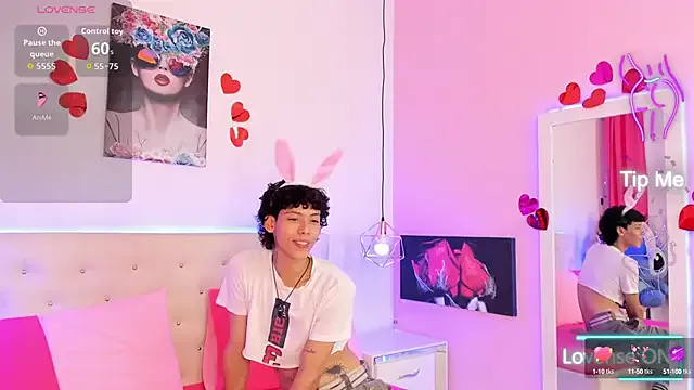 Yui-Ch – webcam model profile photo Image 3