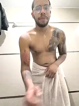 Ex_Mairu01 – webcam model profile photo Image 3