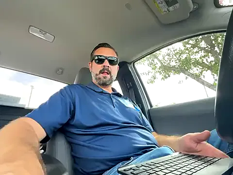 roouse – webcam model profile photo Image 4