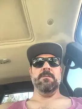 roouse – webcam model profile photo Image 5