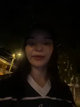 _Alicee_1 – webcam model profile photo Image 17