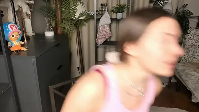 SophieHamilton – webcam model profile photo Image 19