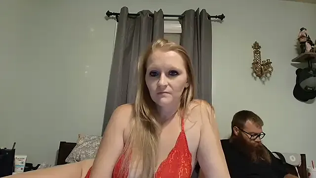 seraphine23 – webcam model profile photo Image 11