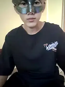 Yui-Ch – webcam model profile photo Image 4