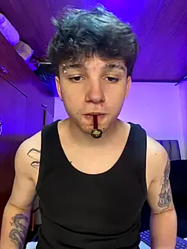 CleoLangley – webcam model profile photo Image 15