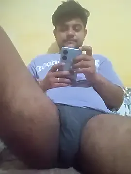 roouse – webcam model profile photo Image 8