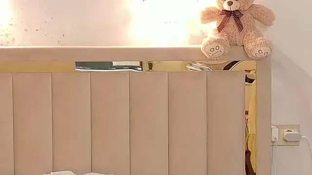 NatyRodman – webcam model profile photo Image 2