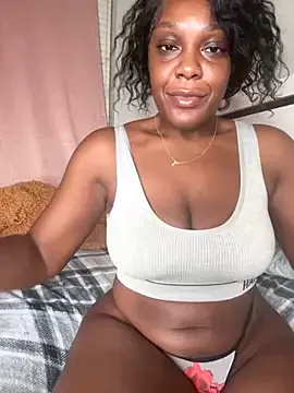 Misses-Cougar – webcam model profile photo Image 13