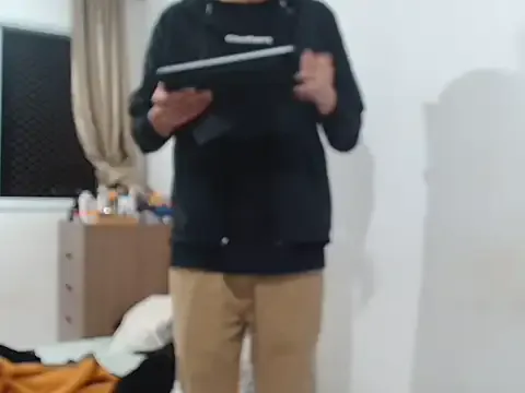 its_amesha – webcam model profile photo Image 6