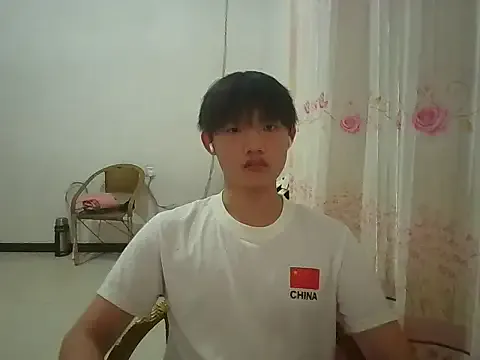 Mia--meow – webcam model profile photo Image 10