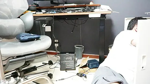 zui_lu – webcam model profile photo Image 5