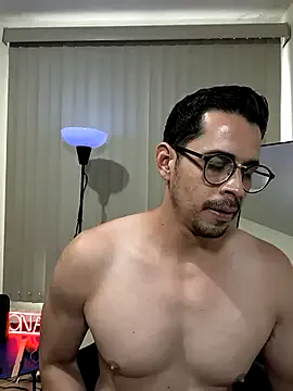 andyadan – webcam model profile photo Image 9