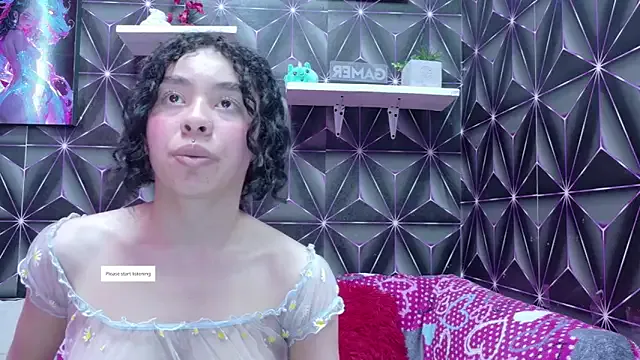 Megu_Melon – webcam model profile photo Image 15