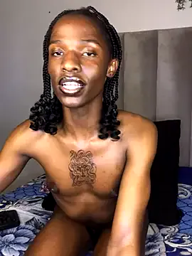 roouse – webcam model profile photo Image 16
