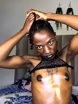 roouse – webcam model profile photo Image 17