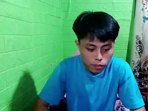 SEXYY_TRANSY_WITH_GIRL – webcam model profile photo Image 1