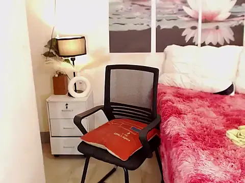 oxo_yuna_oxo – webcam model profile photo Image 16