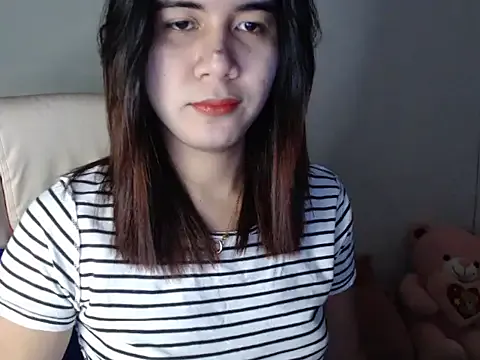 Sofiyaa_39 – webcam model profile photo Image 9
