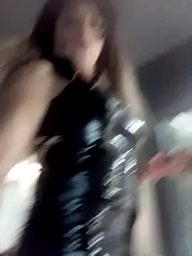 roouse – webcam model profile photo Image 6