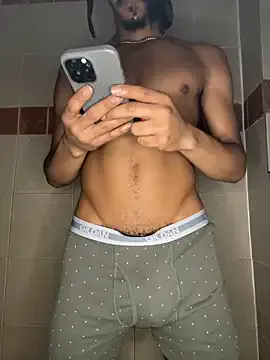 Mia--meow – webcam model profile photo Image 9