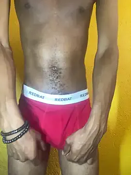 maataaan – webcam model profile photo Image 11
