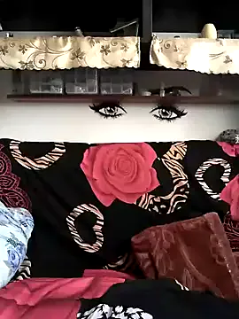 Yui-Ch – webcam model profile photo Image 7