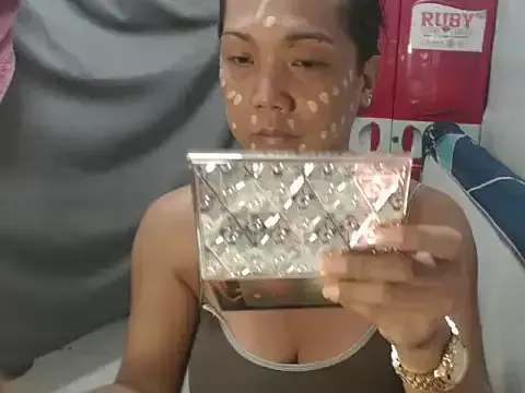 NANA_7 – webcam model profile photo Image 3