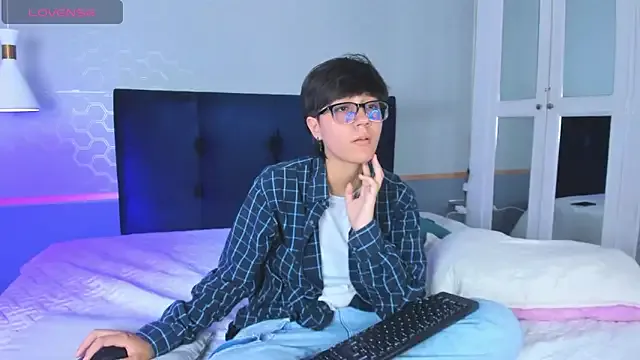 -MiaSweet- – webcam model profile photo Image 3