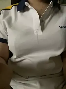 NANA_7 – webcam model profile photo Image 19