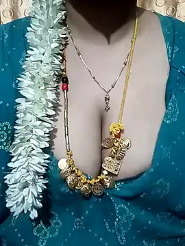 Humsafar-HDX-13 – webcam model profile photo Image 12