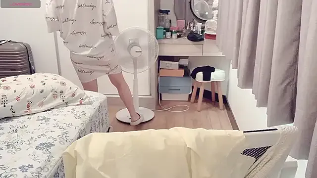 ManuelaMazzone – webcam model profile photo Image 5