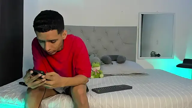 Mia--meow – webcam model profile photo Image 3