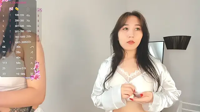 Two_cutiiees's Thumb Image