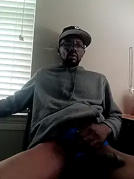 Yui-Ch – webcam model profile photo Image 2