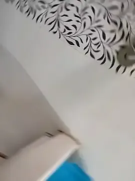 its_amesha – webcam model profile photo Image 9