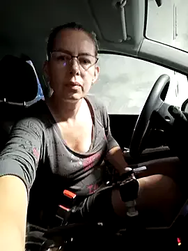 ManaMi-maru – webcam model profile photo Image 2