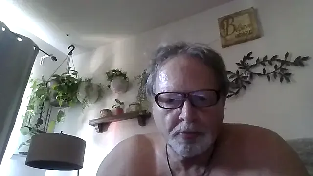 ROSE-ELEENA – webcam model profile photo Image 9