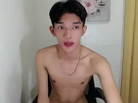 nam_tootsis – webcam model profile photo Image 12