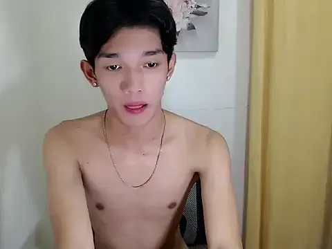 nam_tootsis – webcam model profile photo Image 3