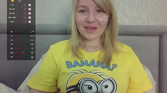 xxYuIxx – webcam model profile photo Image 13