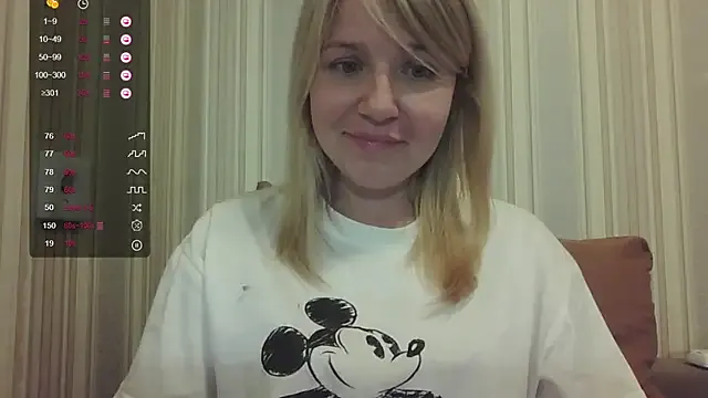 xxYuIxx – webcam model profile photo Image 18