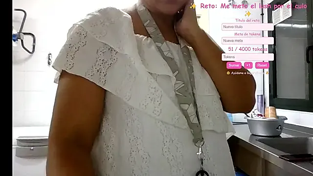 _Alicee_1 – webcam model profile photo Image 5