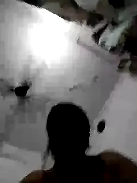  – webcam model profile photo Image 9