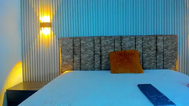 NANA_7 – webcam model profile photo Image 7