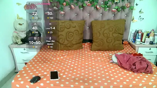 Mia--meow – webcam model profile photo Image 7